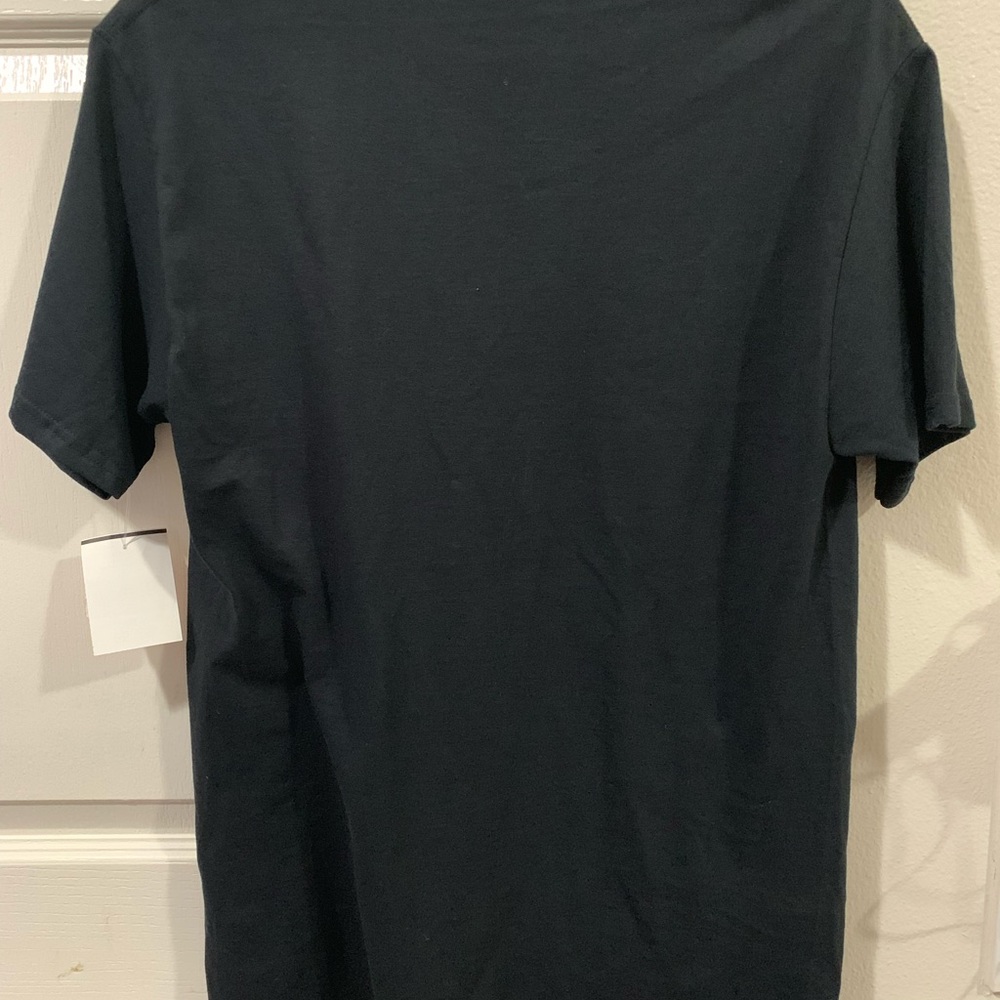 Super Mario Graphic T shirt NWT new Nintendo - Picture 2 of 3